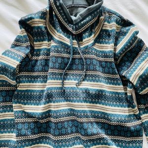 Brand new, never work KUHL pullover - Size L